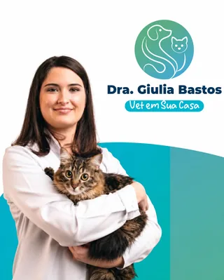 Dra. Giulia Bastos — Vet em Sua Casa